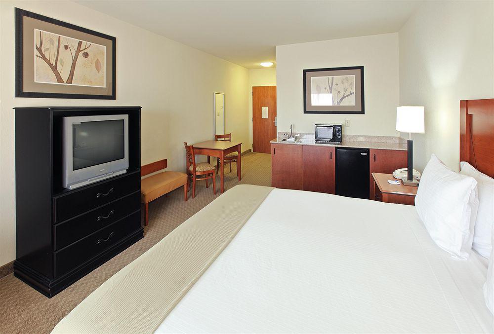 Holiday Inn Express & Suites Pine Bluff/Pines Mall By Ihg Phòng bức ảnh