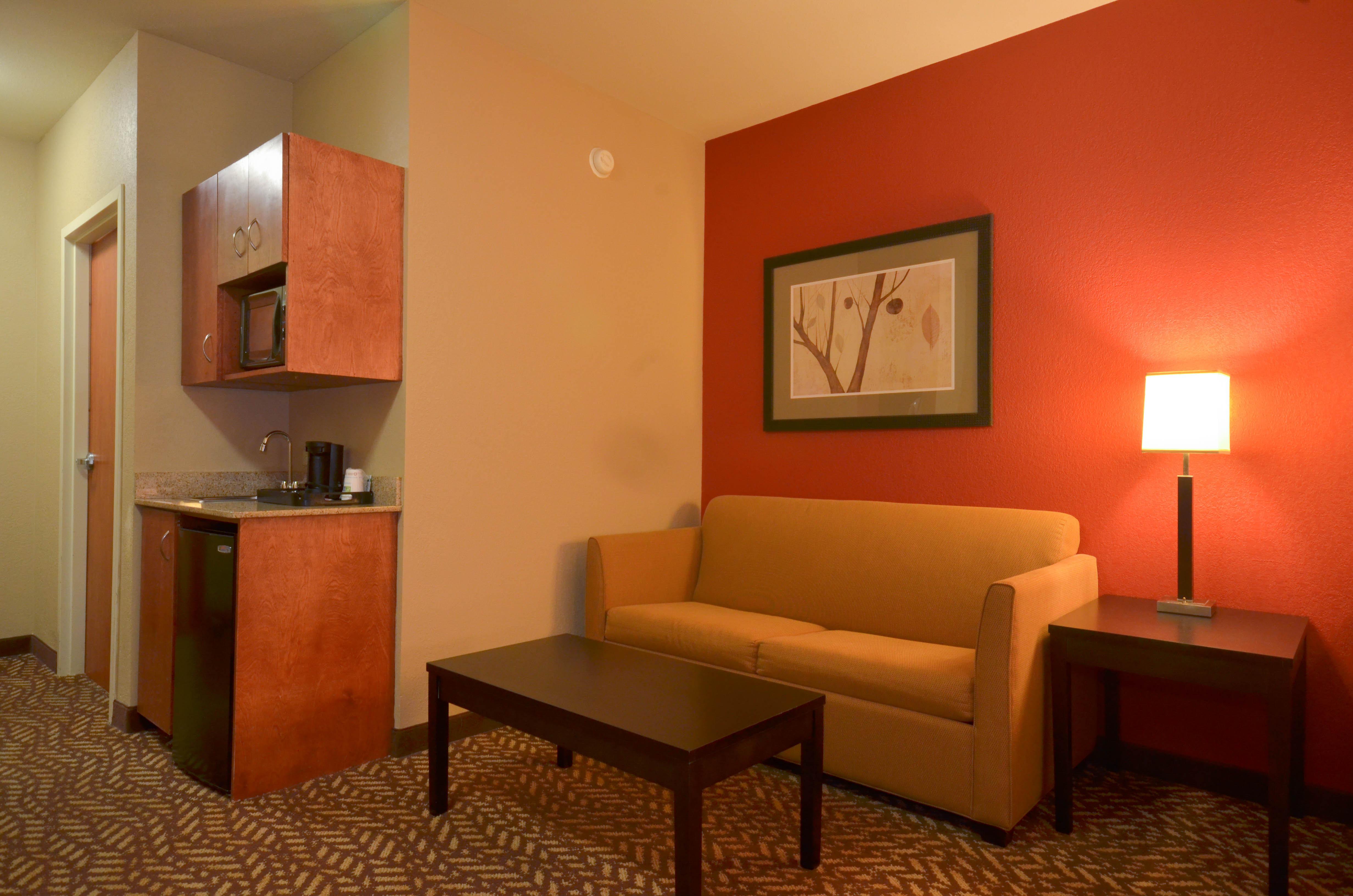 Holiday Inn Express & Suites Pine Bluff/Pines Mall By Ihg Ngoại thất bức ảnh